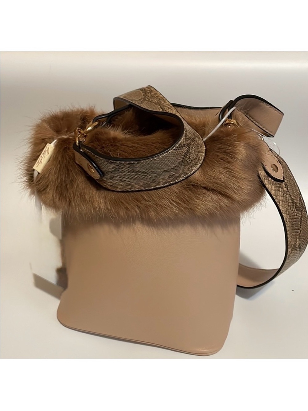 Luxury Faux-Fur Trim Beige Bucket Bag with Snakeskin Strap